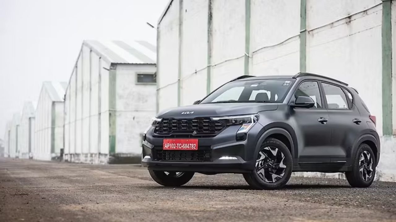 Which variant of Kia Sonet is better